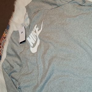 Plus size Women's Nike sweatshirt